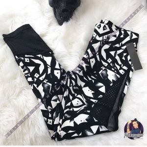 B&W swirl mesh cut out leggings, size S, EUC